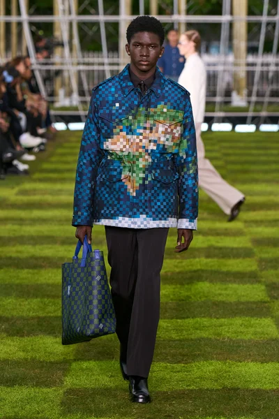 Look 71
